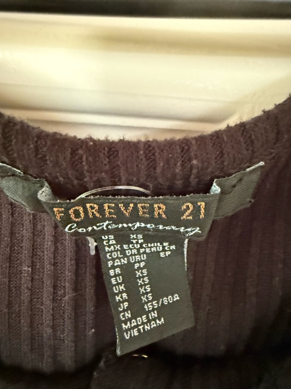 Forever 21 Black Ribbed Off-Shoulder Button-Front Crop Top - Picture 2 of 3
